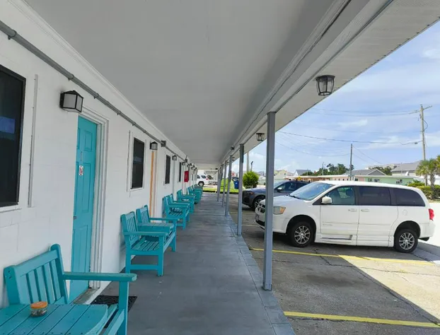 Sand Dollar Motel hotel detail image 3