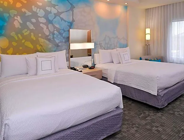 Courtyard by Marriott Toledo North hotel detail image 4