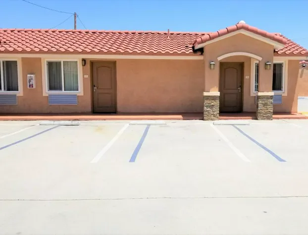 Diamond Bell Inn & Suites hotel detail image 3