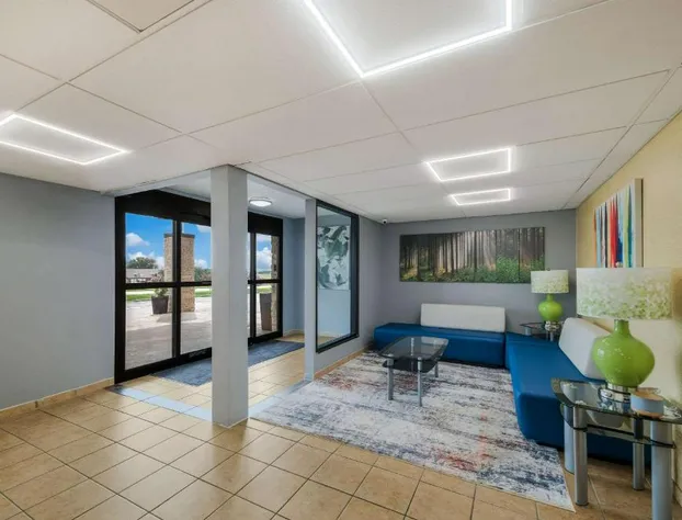 Quality Inn - Denton hotel detail image 4