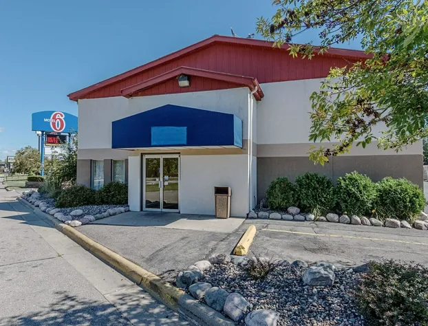 Days Inn by Wyndham La Crosse hotel detail image 1
