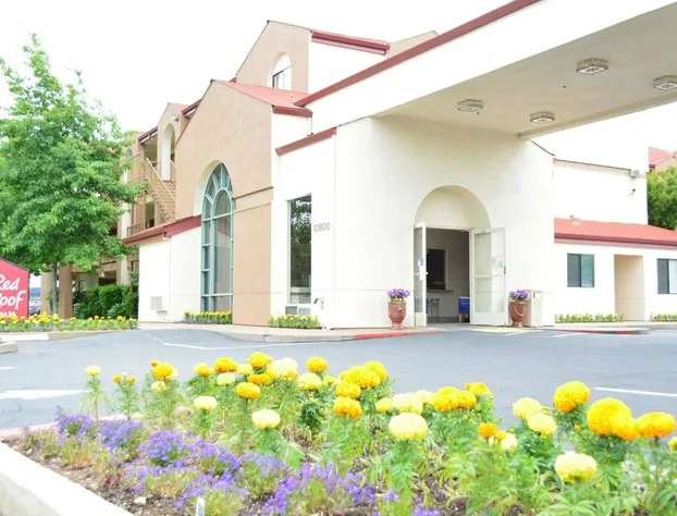 California Inn & Suites Rancho Cordova - Sacramento hotel detail image 1