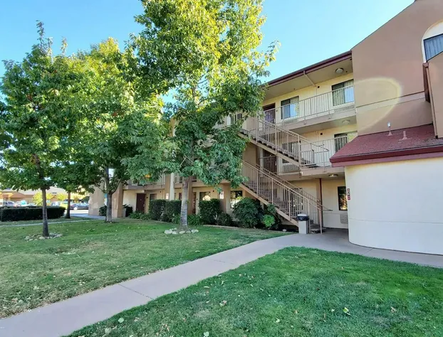 California Inn & Suites Rancho Cordova - Sacramento hotel detail image 2