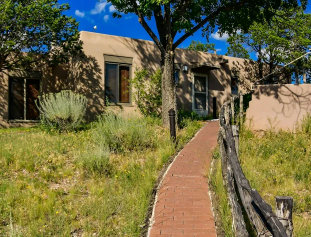 Fort Marcy Hotel Suites by All Seasons Resort Lodging hotel detail image 2