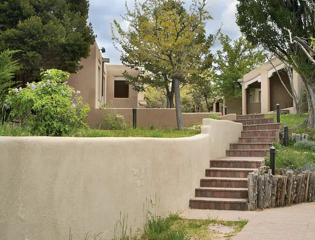 Fort Marcy Hotel Suites by All Seasons Resort Lodging hotel detail image 3