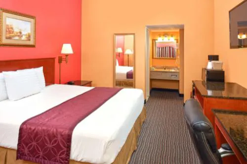 Americas Best Value Inn Smithtown Long Island hotel detail image 1