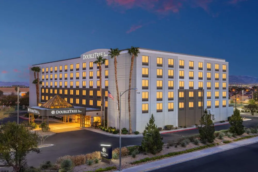 DoubleTree by Hilton Las Vegas Airport hotel hero