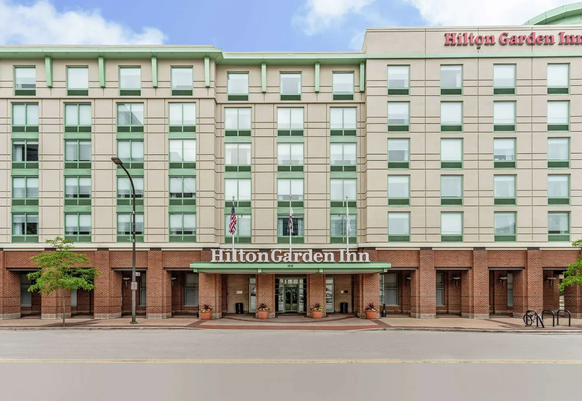 Hilton Garden Inn Chicago North Shore/Evanston hotel hero