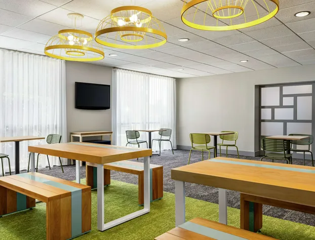 Spark by Hilton Germantown Washington DC North hotel detail image 2