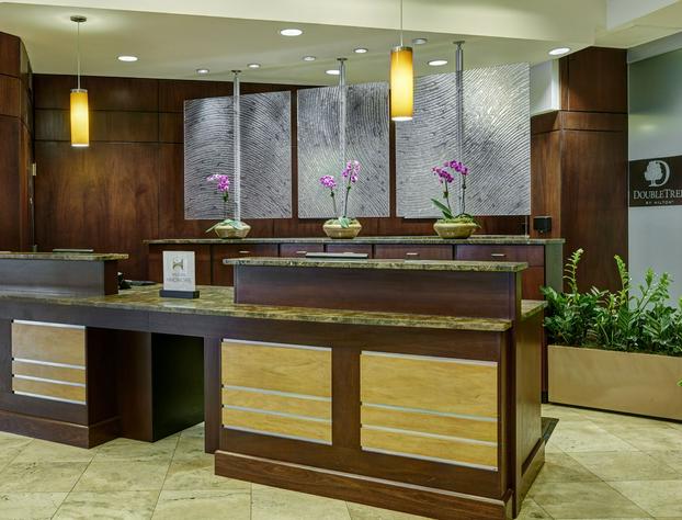 Doubletree by Hilton Charlotte Uptown hotel detail image 3