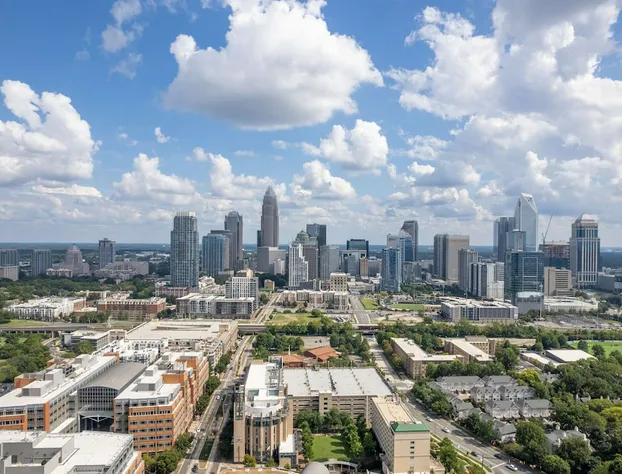 DoubleTree by Hilton Charlotte Uptown hotel detail image 2