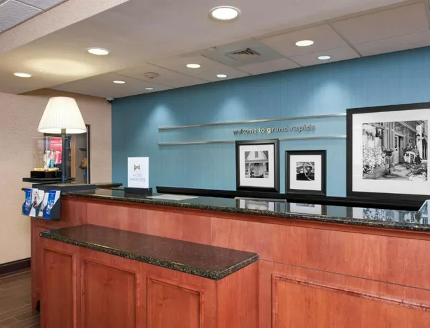 Hampton Inn & Suites Grand Rapids-Airport 28th St hotel detail image 1
