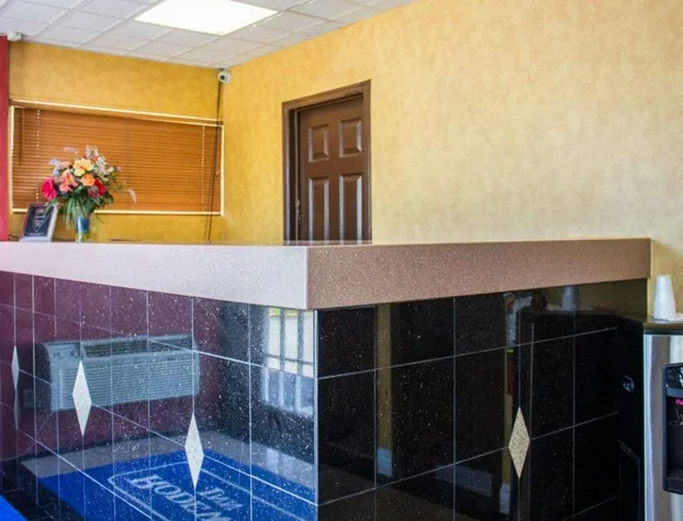 Rodeway Inn Huntington Station - Melville hotel detail image 2