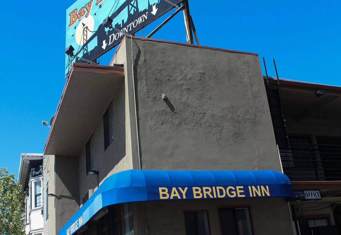 Bay Bridge Inn hotel hero
