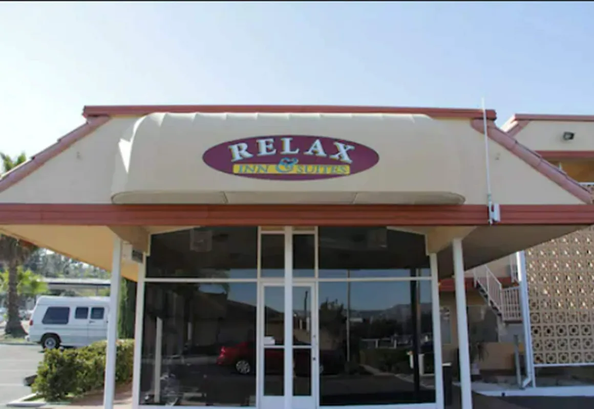 Relax Inn And Suites hotel hero