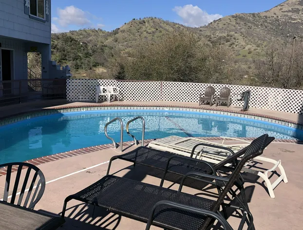 Sequoia Village hotel detail image 4