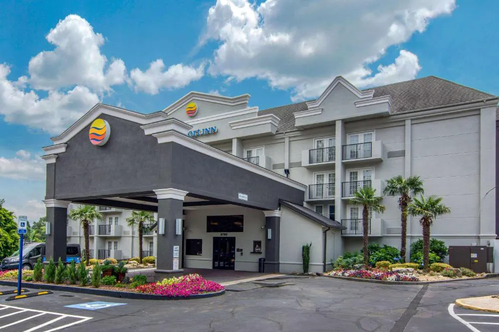 Comfort Inn Sandy Springs - Perimeter hotel hero