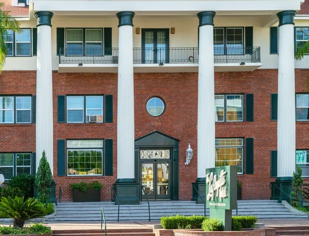 Lafayette Hotel & Club hotel detail image 1