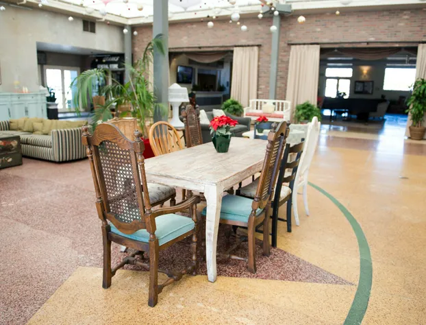 Lafayette Hotel & Club hotel detail image 4