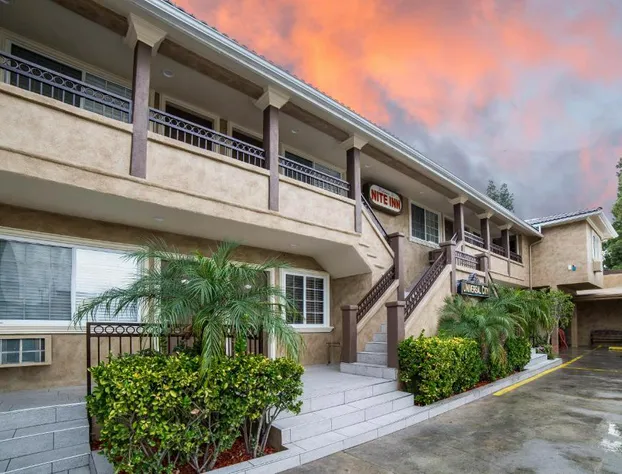 Nite Inn - Walking Distance to Universal Studios Hollywood hotel detail image 1