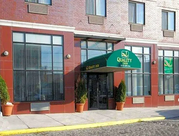 Quality Inn Long Island City - Astoria hotel detail image 1