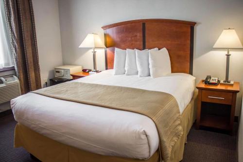Quality Inn Long Island City - Astoria hotel detail image 1