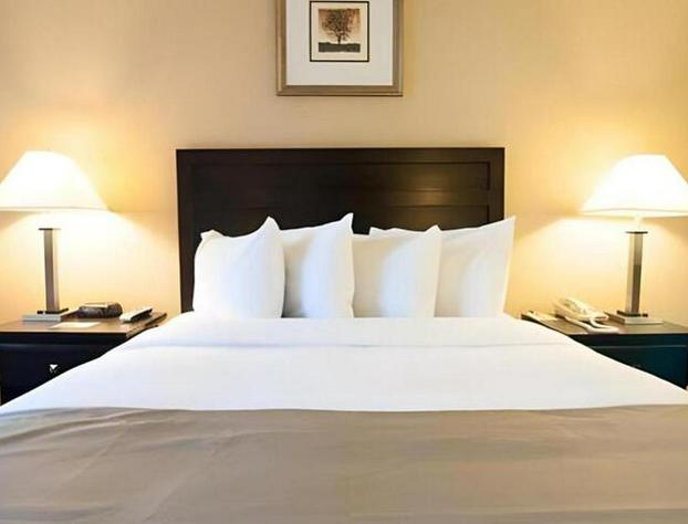 Solaire Los Angeles hotel detail image 3
