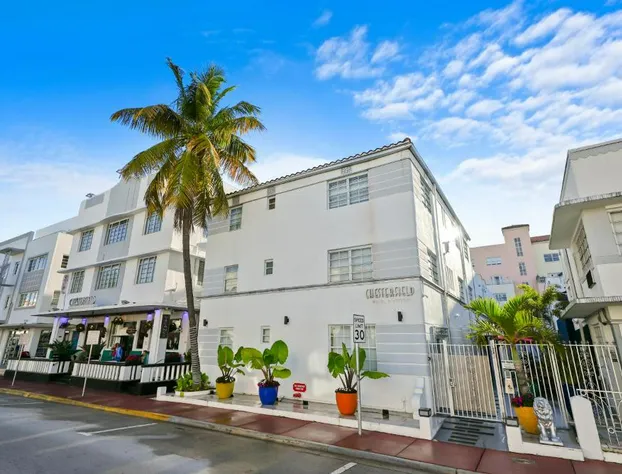 Chesterfield Hotel & Suites hotel detail image 3