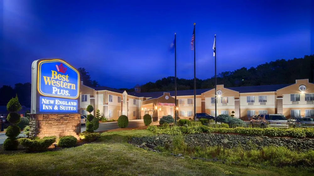 Best Western Plus New England Inn & Suites hotel hero