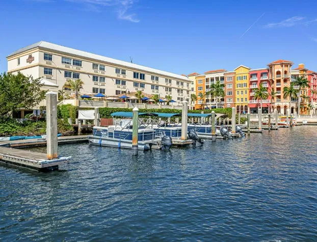 Bayfront Inn Fifth Avenue hotel detail image 4