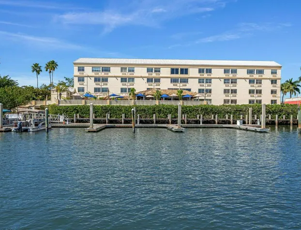 Bayfront Inn Fifth Avenue hotel detail image 1