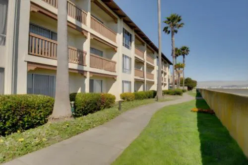 Vagabond Inn Executive San Francisco Airport hotel detail image 1