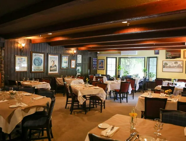 Kandahar Lodge at Whitefish Mountain Resort hotel detail image 2
