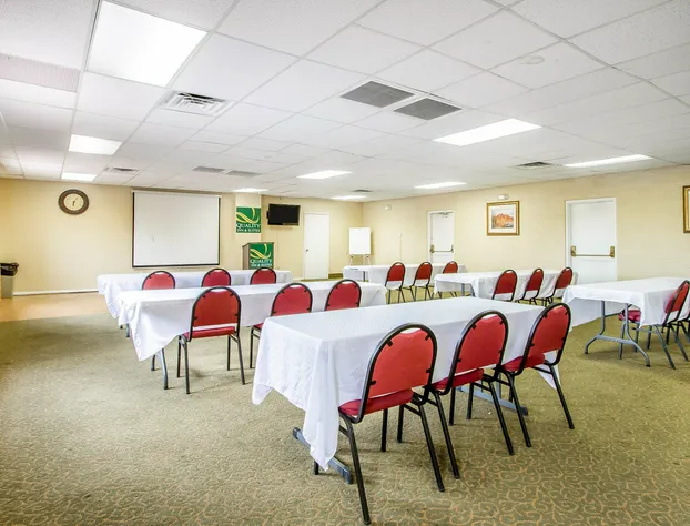 Quality Inn & Suites Goodyear - Phoenix West hotel detail image 1