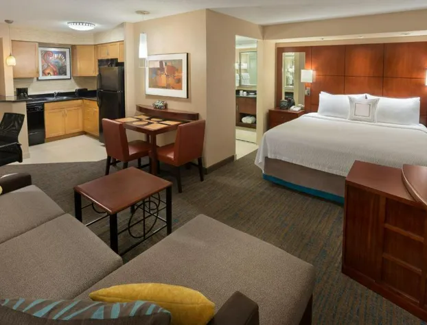 Residence Inn by Marriott Toronto Downtown / Entertainment District hotel detail image 3