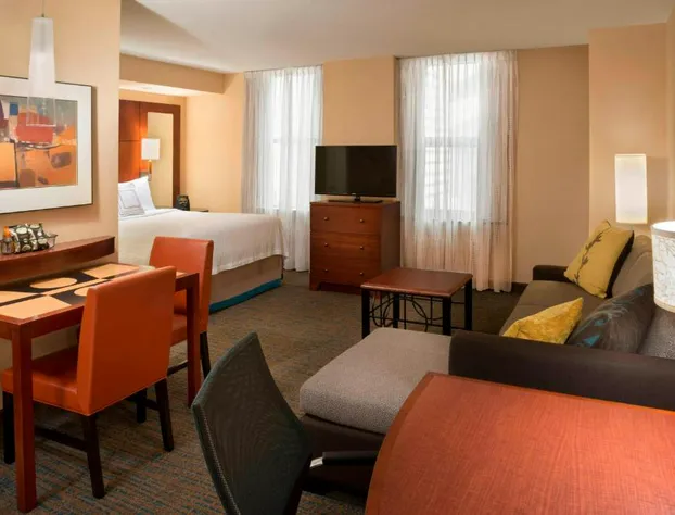 Residence Inn by Marriott Toronto Downtown / Entertainment District hotel detail image 3