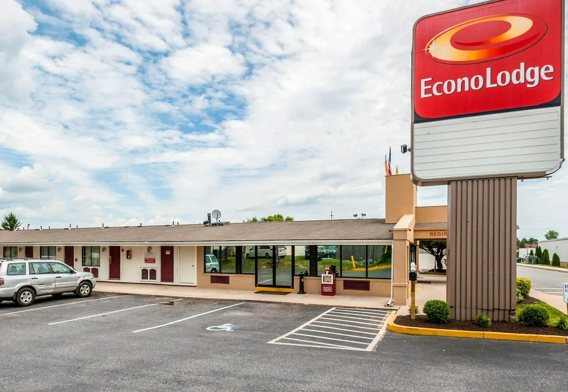 Econo Lodge Frederick I-70 hotel hero