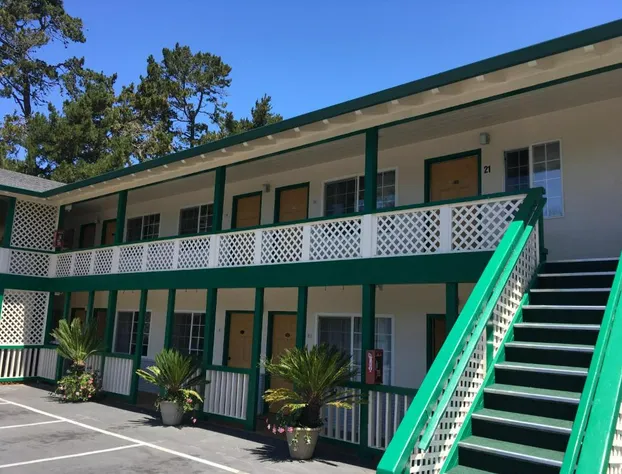 Monterey Pines Inn hotel detail image 4
