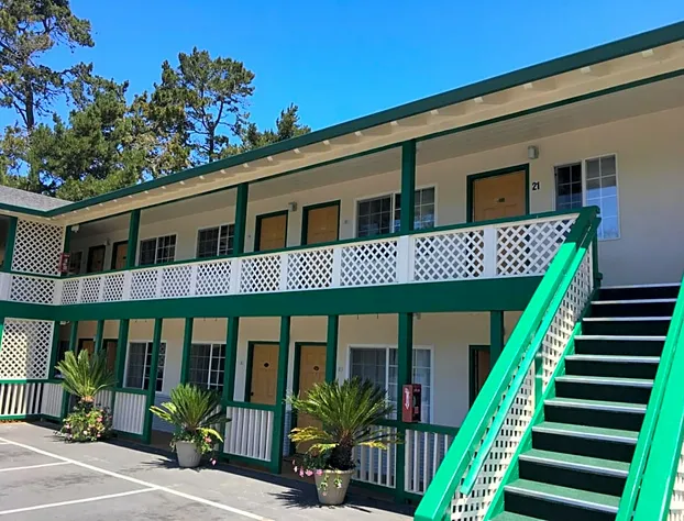 Monterey Pines Inn hotel detail image 4
