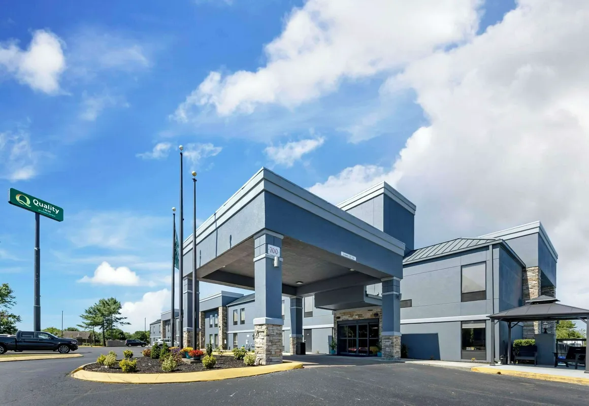 Quality Inn Clarksville - Exit 11 hotel hero