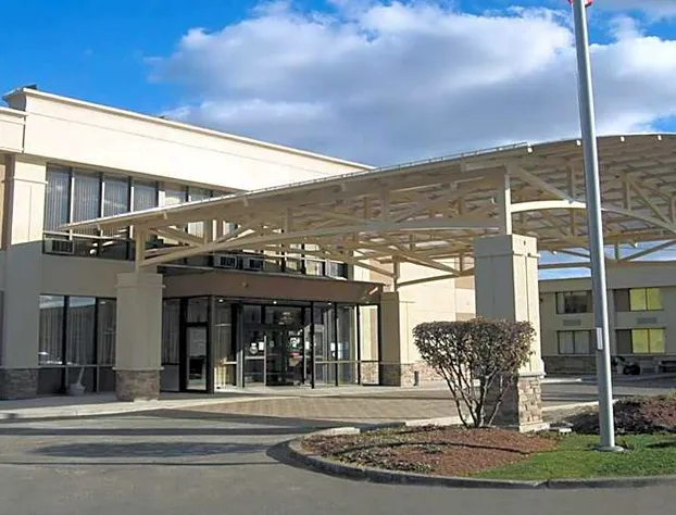 Clarion Inn Elmira-Horseheads hotel detail image 2