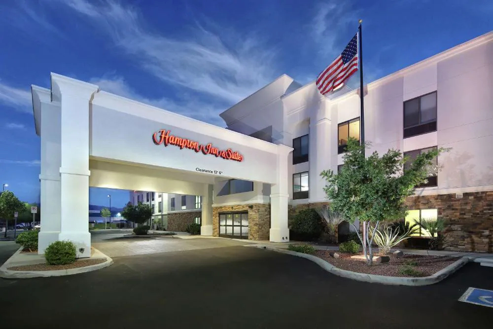 Hampton Inn & Suites Tucson East/Williams Center hotel hero