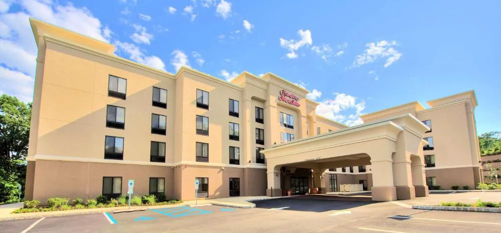 Hampton Inn & Suites Parsippany/North hotel hero