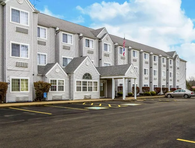 Quality Inn & Suites North Lima - Boardman hotel detail image 2