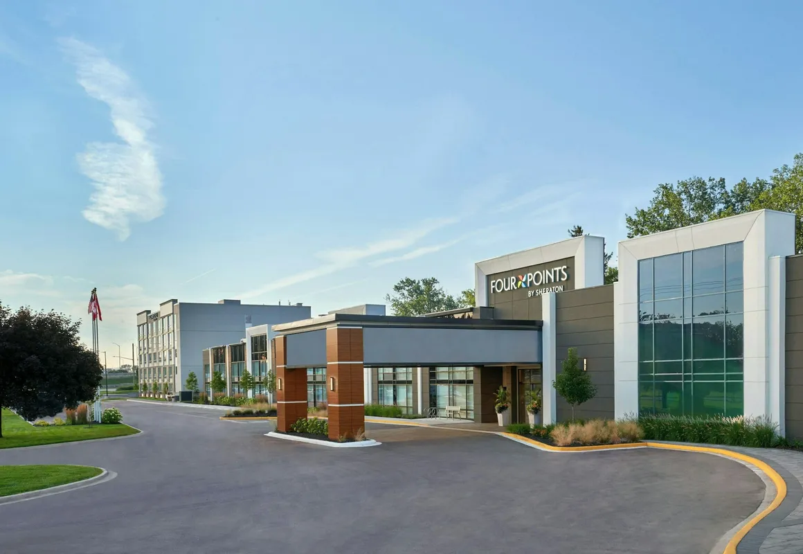 Four Points by Sheraton Point Edward Sarnia hotel hero