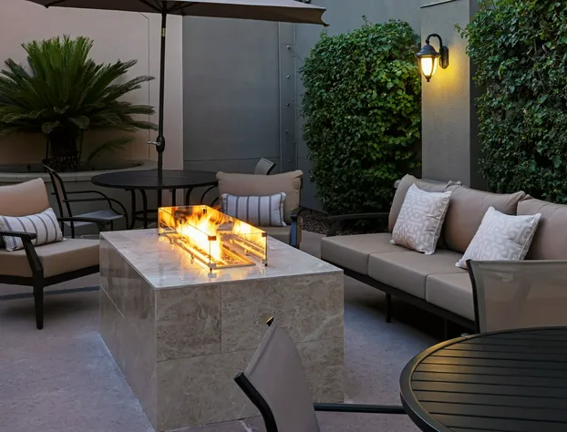 Courtyard by Marriott Baldwin Park hotel detail image 1