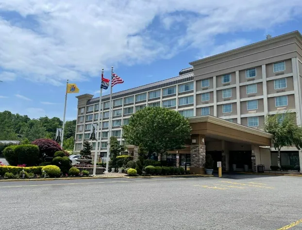 Holiday Inn Gw Bridge-Fort Lee Nyc Area hotel detail image 1