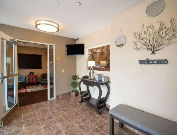 Sonesta Simply Suites Chicago Naperville hotel detail image 2