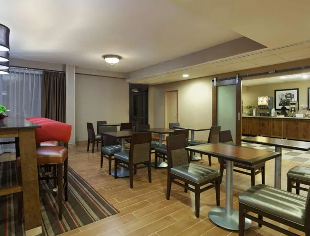 Hampton Inn Raleigh/Cary hotel detail image 3