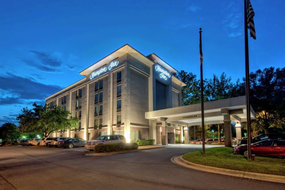 Hampton Inn Raleigh/Cary hotel hero
